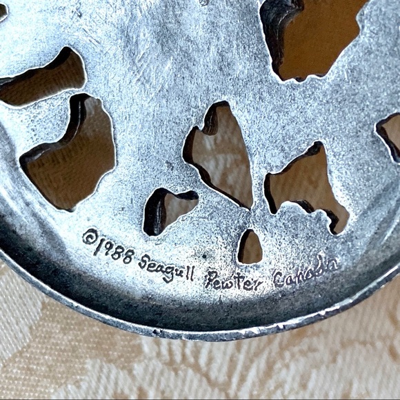 Vintage Seagull Pewter floral trinket dish 🇨🇦 - Picture 4 of 7